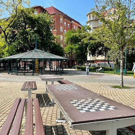 Green City Apartment Budapest - Free Garage, Ac, Balcony, Wi-Fi Luaran gambar
