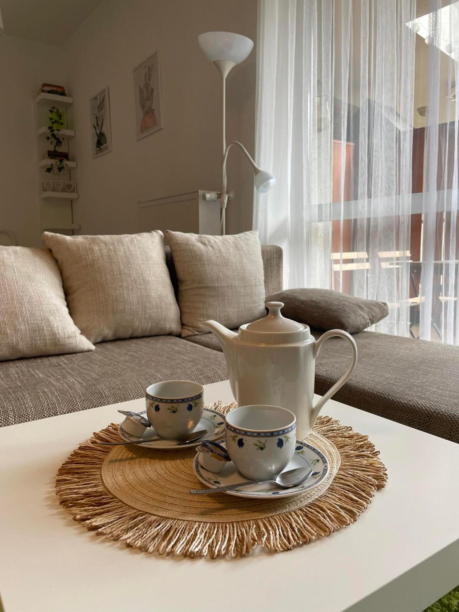 Green City Apartment Budapest - Free Garage, Ac, Balcony, Wi-Fi Luaran gambar