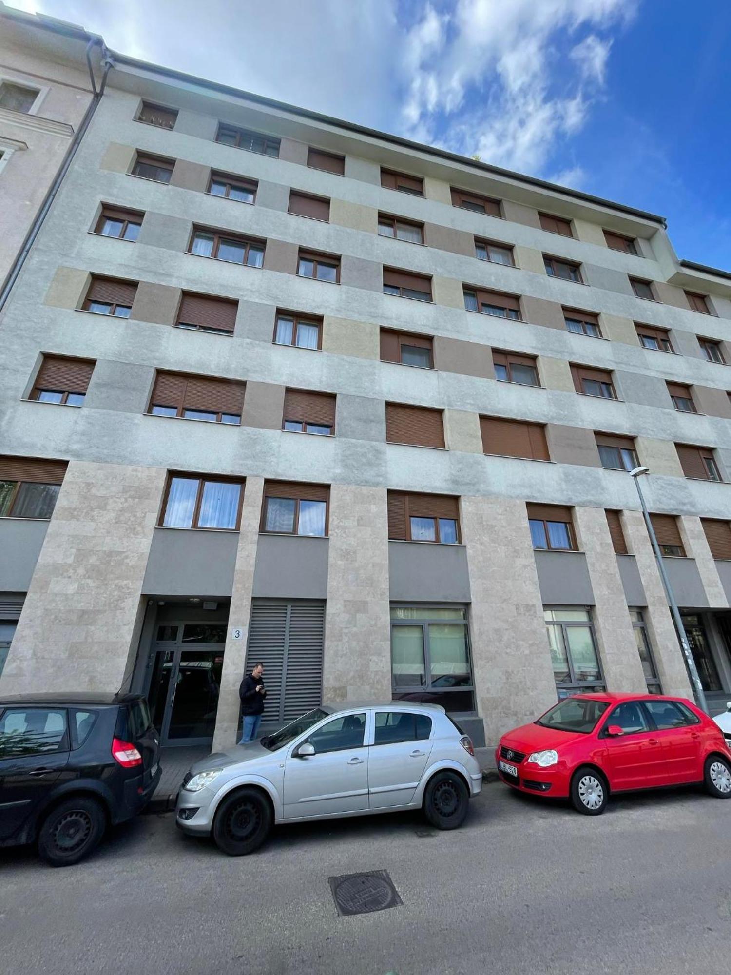 Green City Apartment Budapest - Free Garage, Ac, Balcony, Wi-Fi Luaran gambar